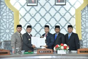 Dewan dan Pemko Tandatangani MoU KUA-PPAS APBK-P Banda Aceh Tahun Anggaran 2023