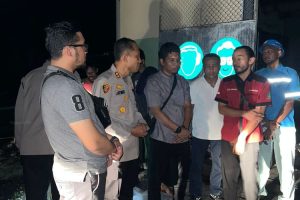 Kapolres Simeulue Turun  dan Cek Kebakaran Mesin PLN PLTD Kampung Aie