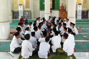 Kuah Beulangong Hiasi Kenduri Peringatan Maulid di Tanjung Selamat
