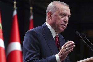 Majalah Ini Rilis Erdogan Tersetrum di Bak Mandi, Pejabat Turki Murka