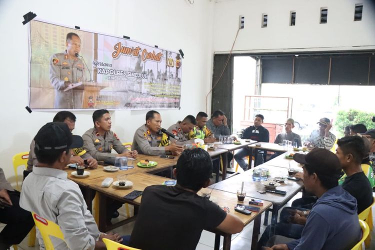 Jumat Curhat Bersama Kapolres Simeulue Menampung Keluhan Masyarakat!