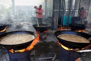 Kuah Beulangong Masakan Tradisi Maulid di Aceh Besar
