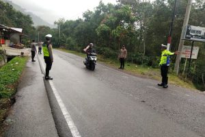 Jajaran Polres Aceh Tengah Melaksanakan Patroli Dan Pengamanan Tempat Wisata Diwilayah Hukumnya