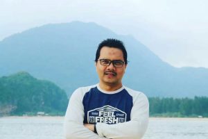 Pengkhianat dan Musang Berbulu Domba