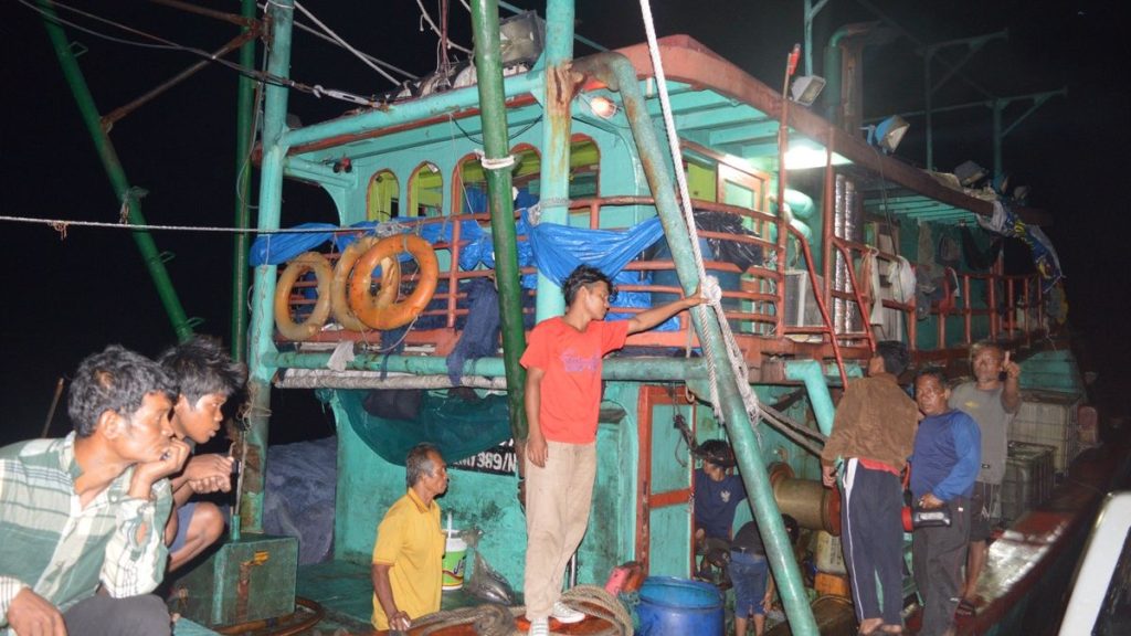 Tidak Miliki Izin, PSDKP Lampulo Tangkap KM Swarna Sejati dari Sibolga