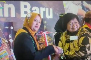 LPHK Damaran Baru Penerima Penghargaan Kalpataru oleh Menteri Lingkungan Hidup dan Kehutanan RI