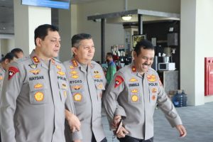 Usai Kunker di Aceh, Kalemdiklat Polri Diantar Kapolda Aceh Dan Wakapolda Aceh Kembali Ke Jakarta