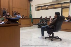 Haji Uma: Hakim Minta Saksi Kunci Kenali Suara Pelaku Pembunuhan Imam Masykur