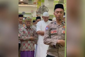 Bripda Diouf Jadi Imam Shalat Isha, Terawih dan Witir!