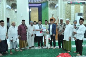 BKM Babul Maghfirah Kumpulkan Rp19,5 juta Donasi Palestina, Diserahkan Oleh Tgk H Musannif Kepada AWG