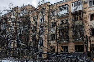 Rusia Intensifkan Serangan Ke Ukraina, Ketika  Barat Janjikan Bantuan