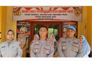 Bag SDM Polres Bireuen Lakukan Verifikasi Berkas Pendaftar Calon Anggota Polri 2023