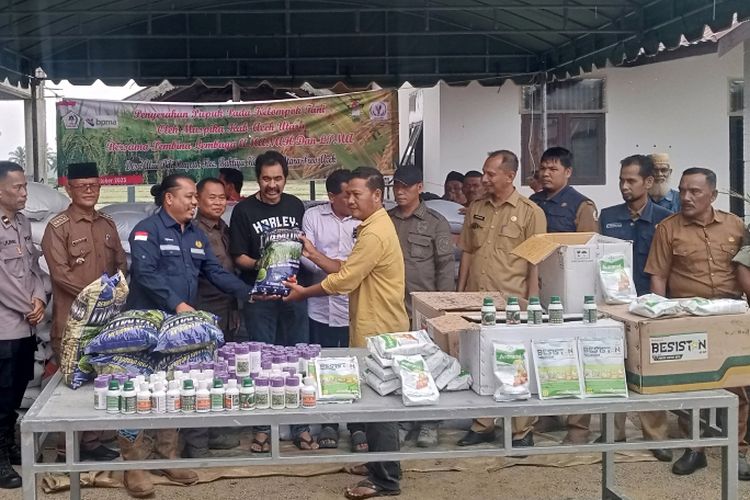 Dukung Program Pemerintah, LPMA Beri Bantuan  Untuk Kelompok Tani di Aceh Utara