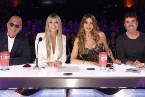Golden Buzzer Putri Ariani Dari Simon Cowell Juri AGT 2023, Dikecam Penggemar untuk Diganti