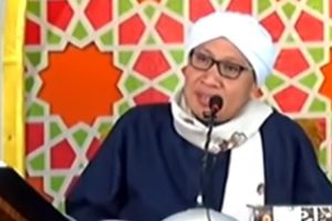 Ini Kata Buya Yahya soal Hukum Bos Ajak Staycation Karyawannya