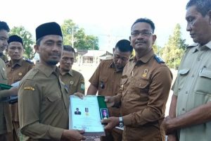 Tanjong Selamat Raih Penghargaan dan Terima Lencana Gampong Mandiri dari Kemendes PDTT