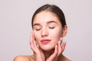 Jangan Lewatkan, Exclusive Launch ERHA Acneact Trial Kit Hadir di Shopee Finest