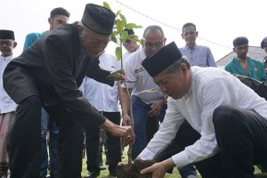 Peringati Milad ke-62 USK Gelar Baksos di Makam Syiah Kuala, Inilah Serangkaian Kegiatannya