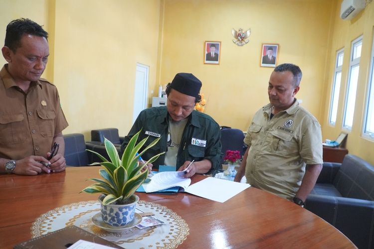 KPH III Teken MoU dengan AWF Memperkuat Perlindungan Kawasan Hutan Mangrove