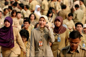 Jokowi Naikkan Gaji PNS 8 Persen dan Pensiunan 12 Persen, Ini Tiga Pertimbangannya