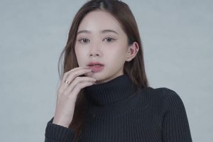 Perdana! Gamer Laura Ziphora Streaming Live Shopping Jualan di Shopee Live