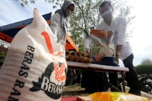 India Larang Ekspor Beras, Panic Buying Terjadi Hingga ke Amerika