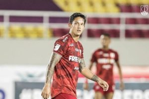 Irfan Bachdim Pemain Bintang Pernah Bersinar Kini Redup Malang Melintang