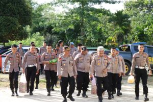 Polres Simeulue Kembali Salurkan Bantuan Kemanusiaan Untuk Negeri di Pesantren Ma’Wa Al-Azizyah