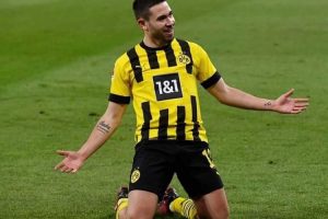 Bayern Munchen Dapatkan Bek Rajin Bikin GoL Milik Dortmund