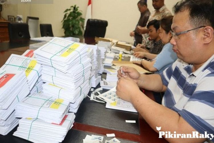 Perlukah Kepala Daerah Mengundurkan Diri Dari Jabatannya, Saat Maju sebagai Caleg