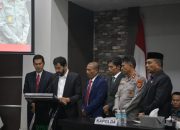 Mualem Tetapkan Aceh Darurat Bencana