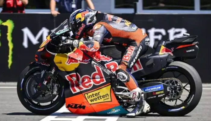 Pedro Acosta Rebut Podium Tertinggi Sprint Race MotoGP Malaysia 2026, Marc Marquez Tempel Ketat!